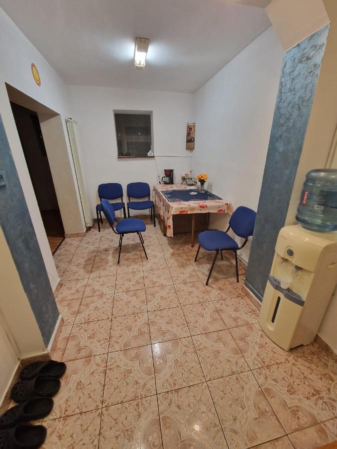 Apartament Victoria Διαμέρισμα Târgu Jiu Εξωτερικό φωτογραφία