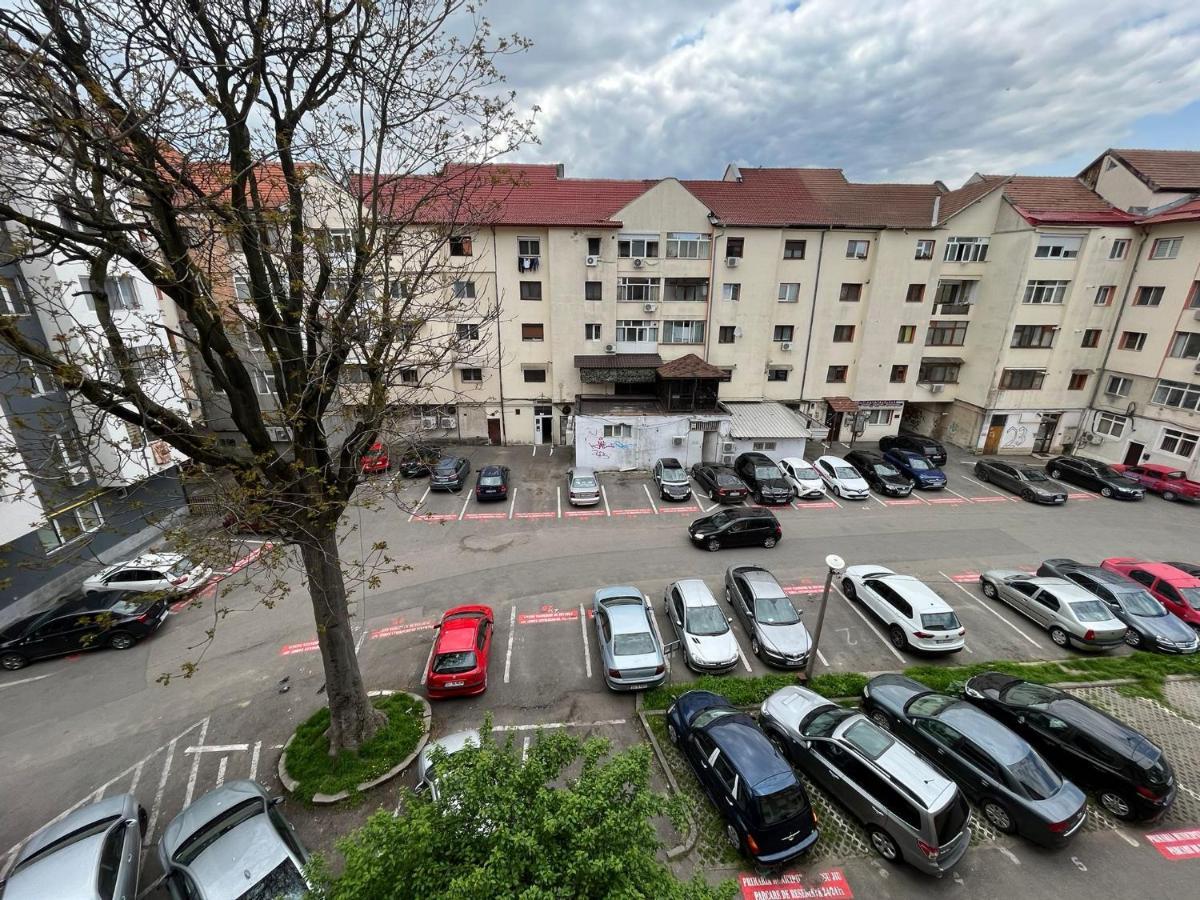 Apartament Victoria Διαμέρισμα Târgu Jiu Εξωτερικό φωτογραφία